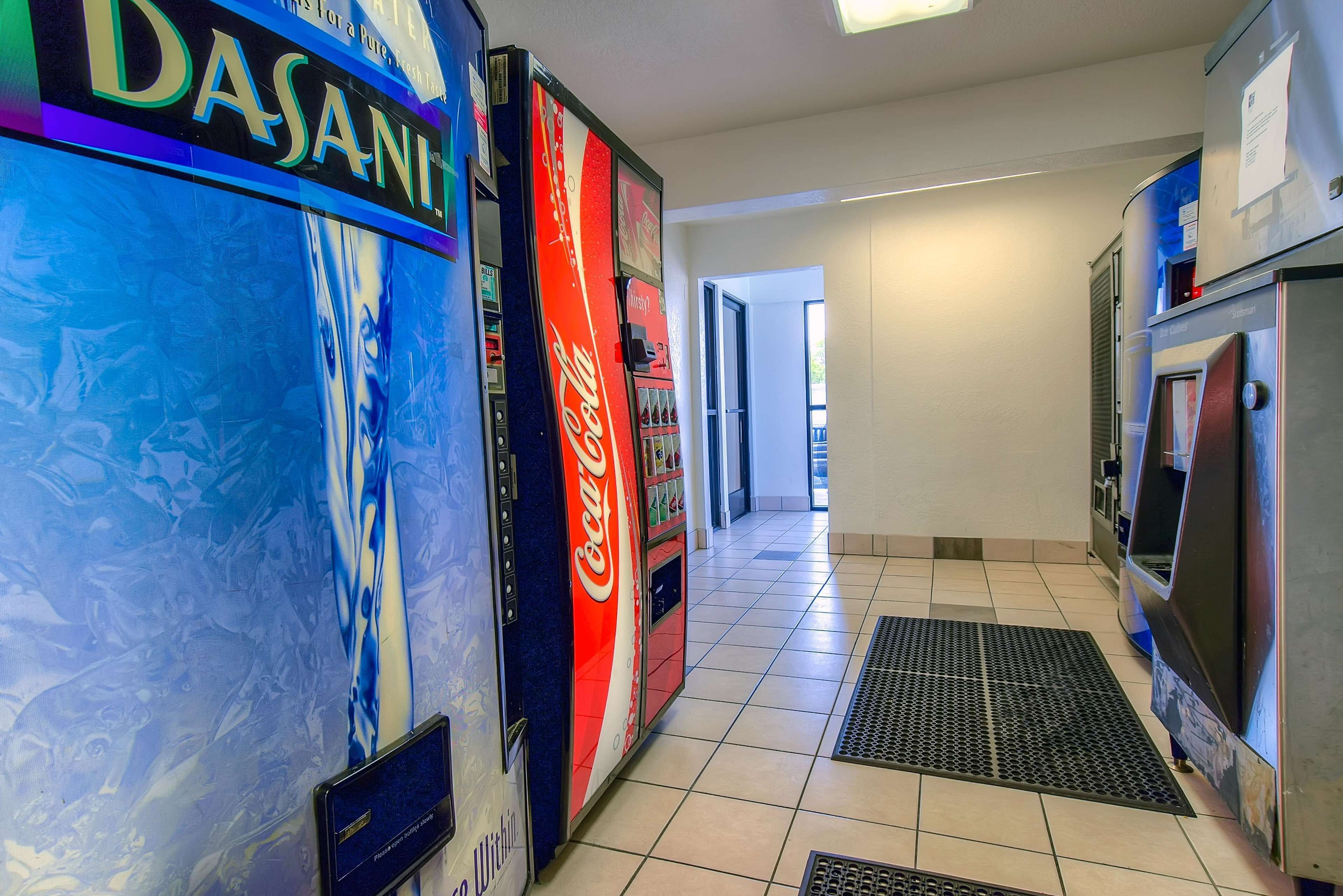Photo - Motel 6 Stanton, CA - Anaheim West