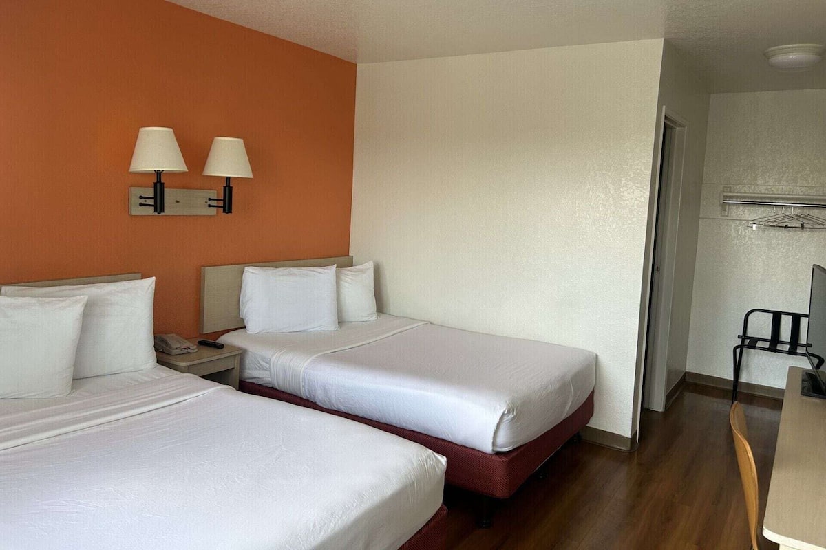 Lits bébé (gratuits), Wi-Fi gratuit, draps fournis