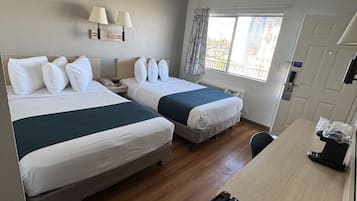 免费婴儿床、免费 WiFi、床单
