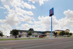 Exterior - Motel 6 Fort Stockton, TX (Fort Stockton)
