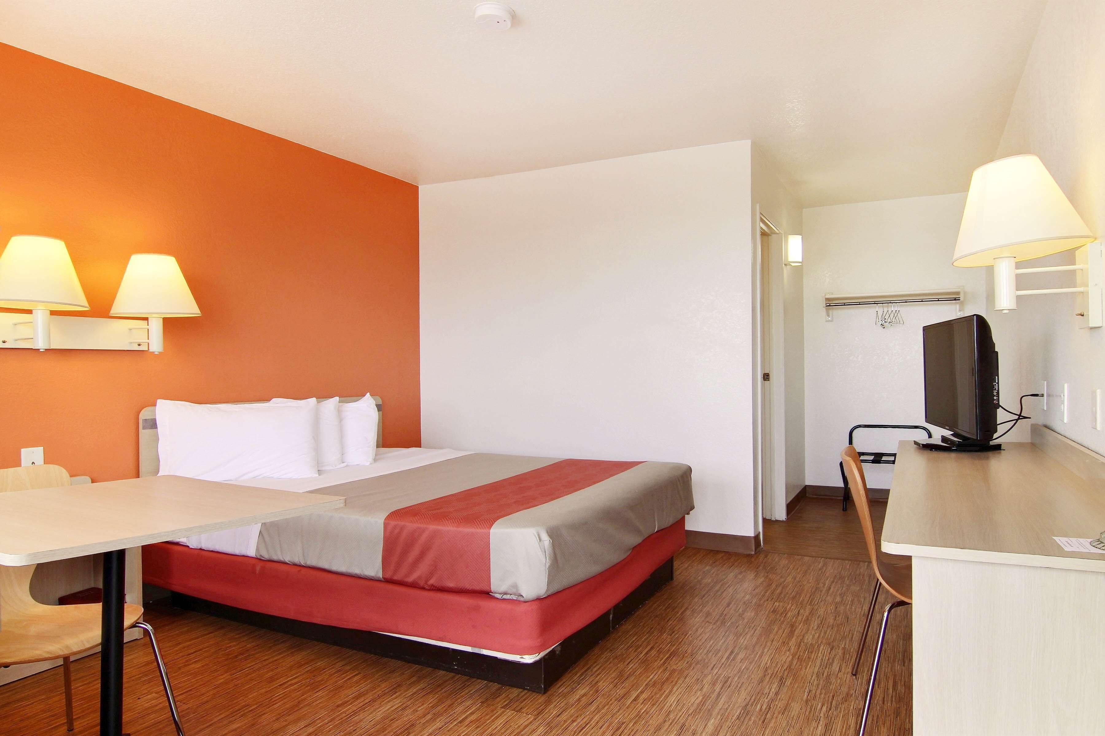 Blackout drapes, WiFi (free), bed sheets