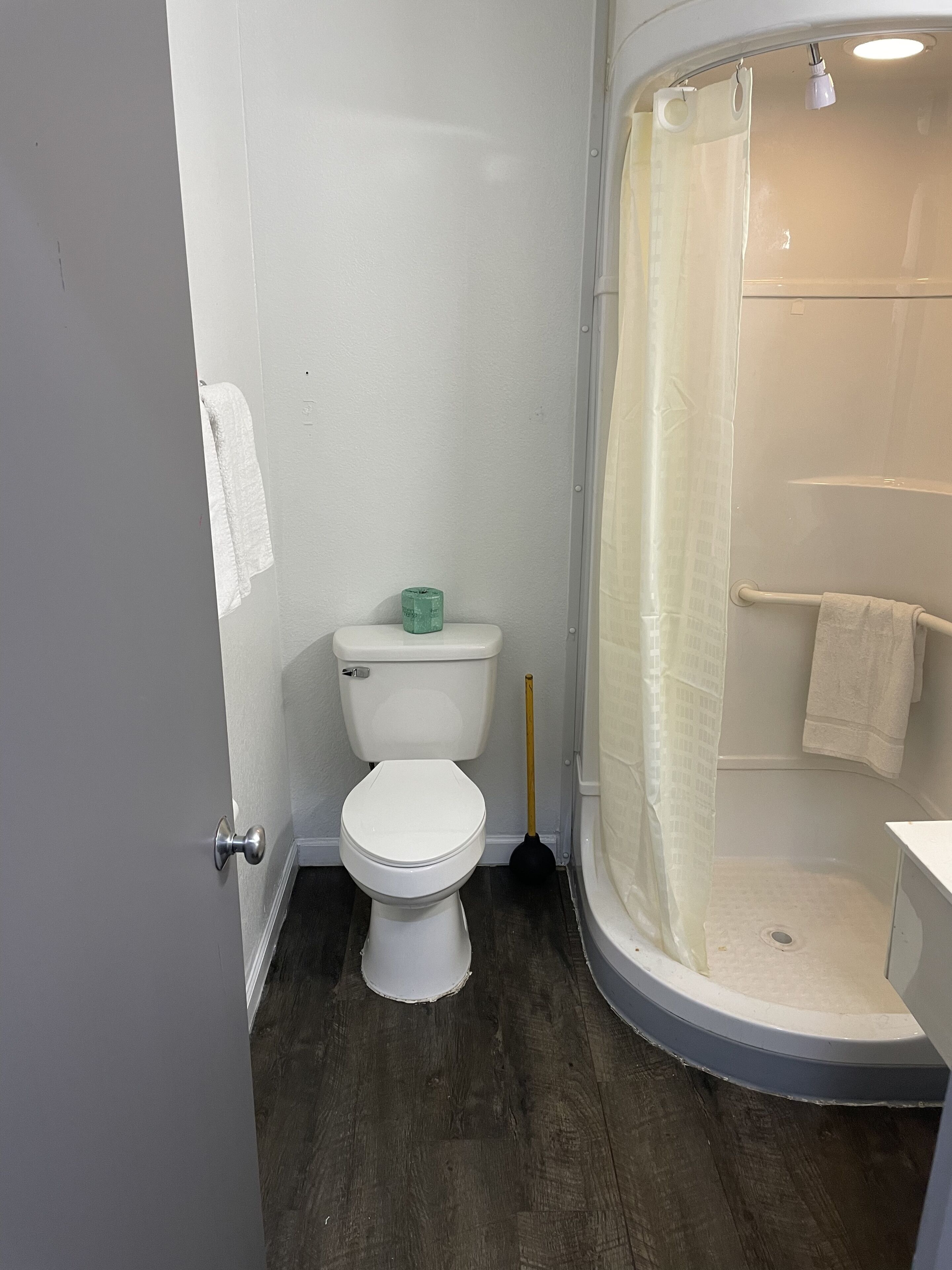 Photo - Regency Inn Tulsa