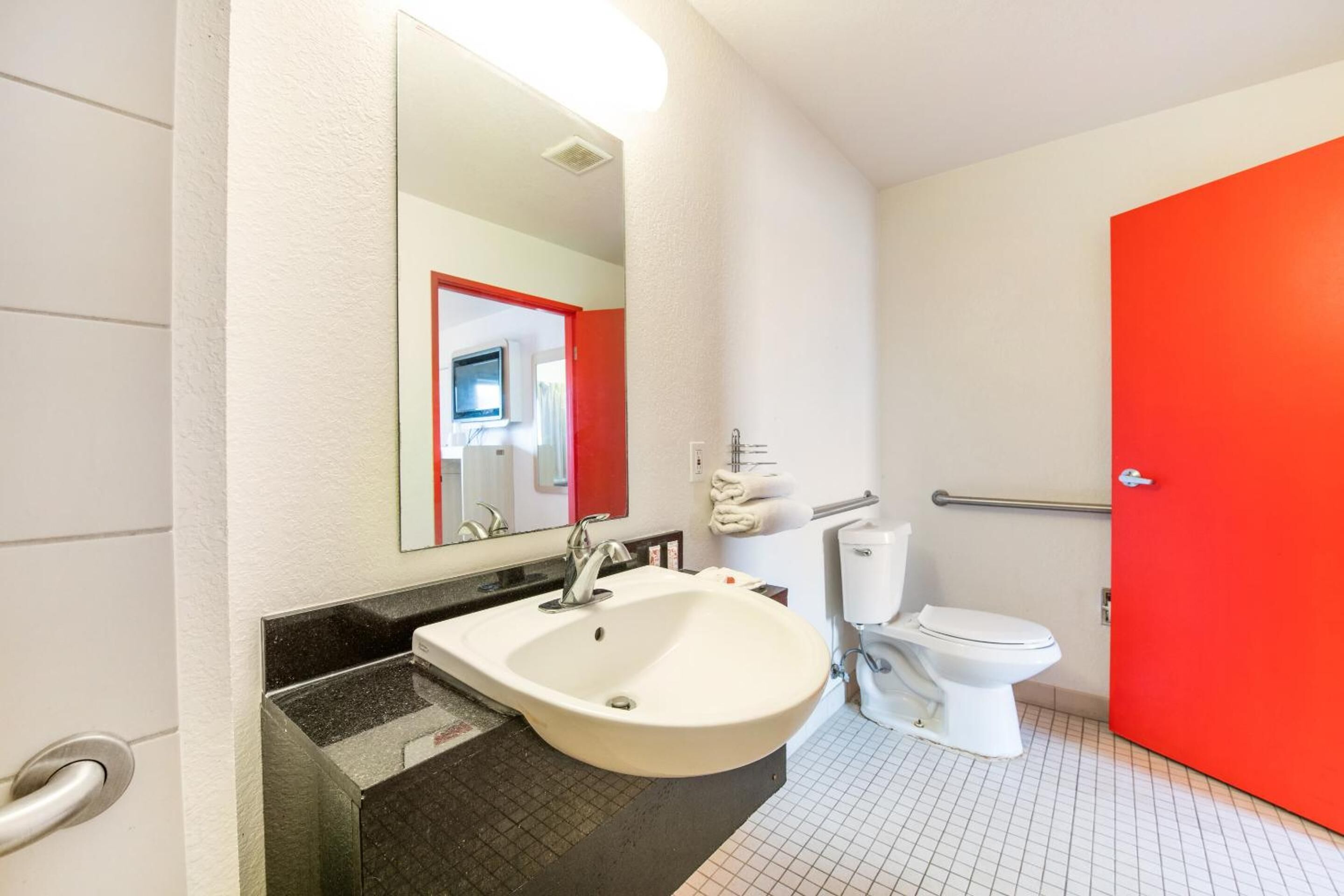 Photo - Regency Inn Tulsa