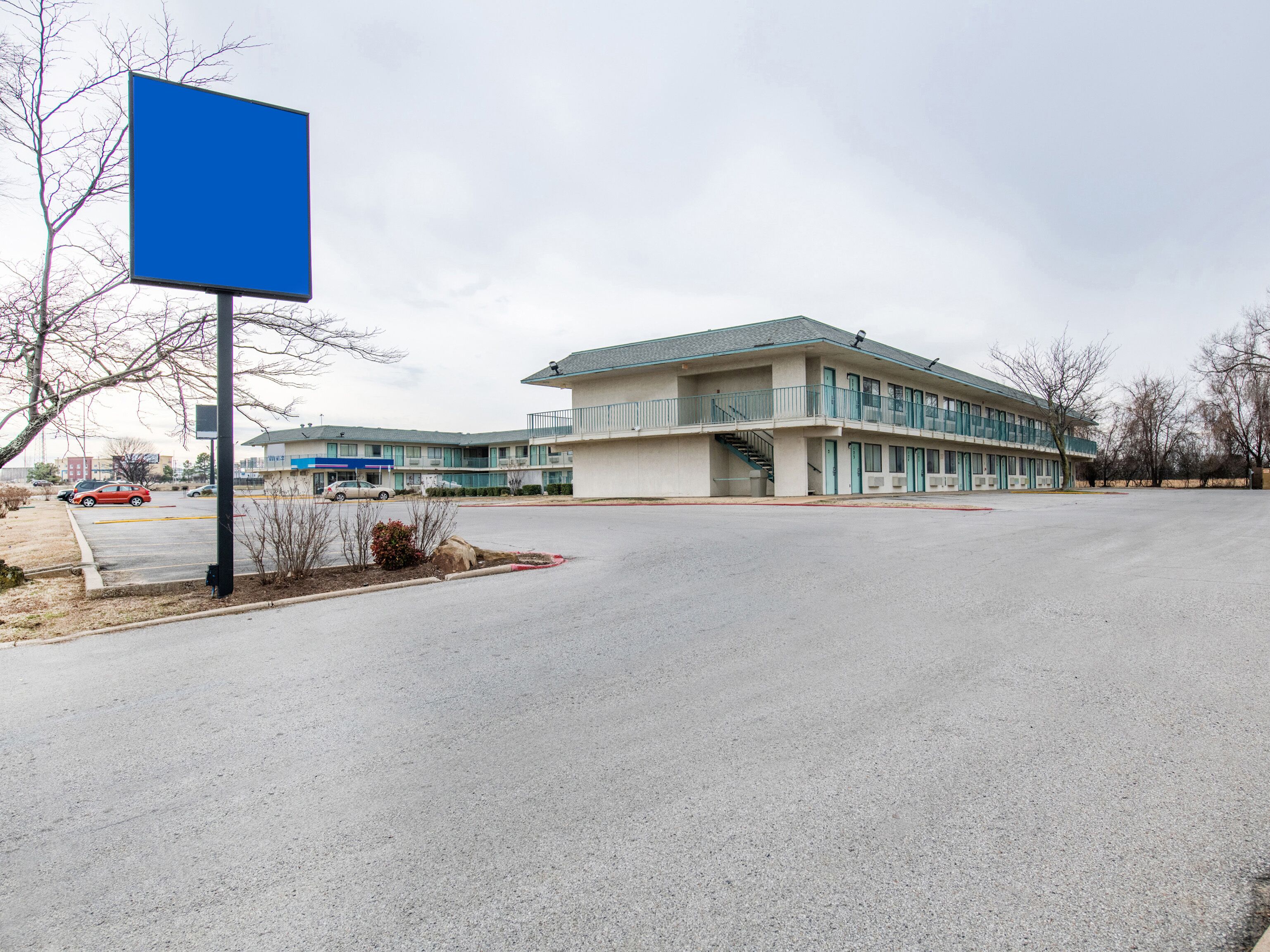 Photo - Regency Inn Tulsa