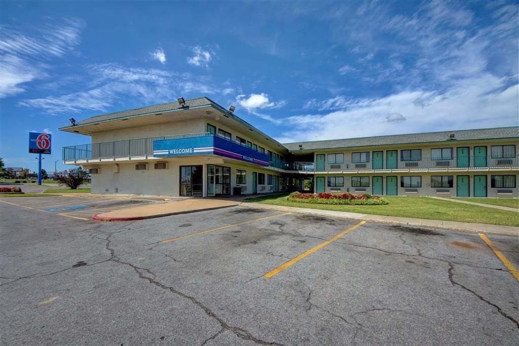 Foto - Regency Inn Tulsa