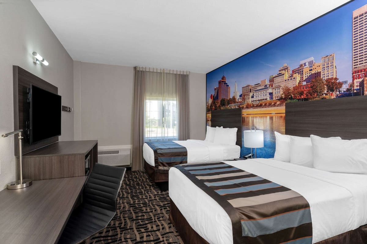 Standard Room, 2 Double Beds, Non Smoking | Hypo-allergenic bedding, individually decorated, individually furnished