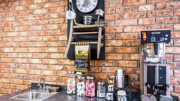 Desayuno bufé gratuito y diario