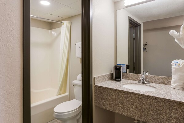 Standard Room, 2 Queen Beds, Non Smoking