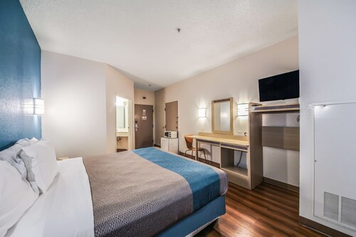 Motel 6 New Braunfels, TX