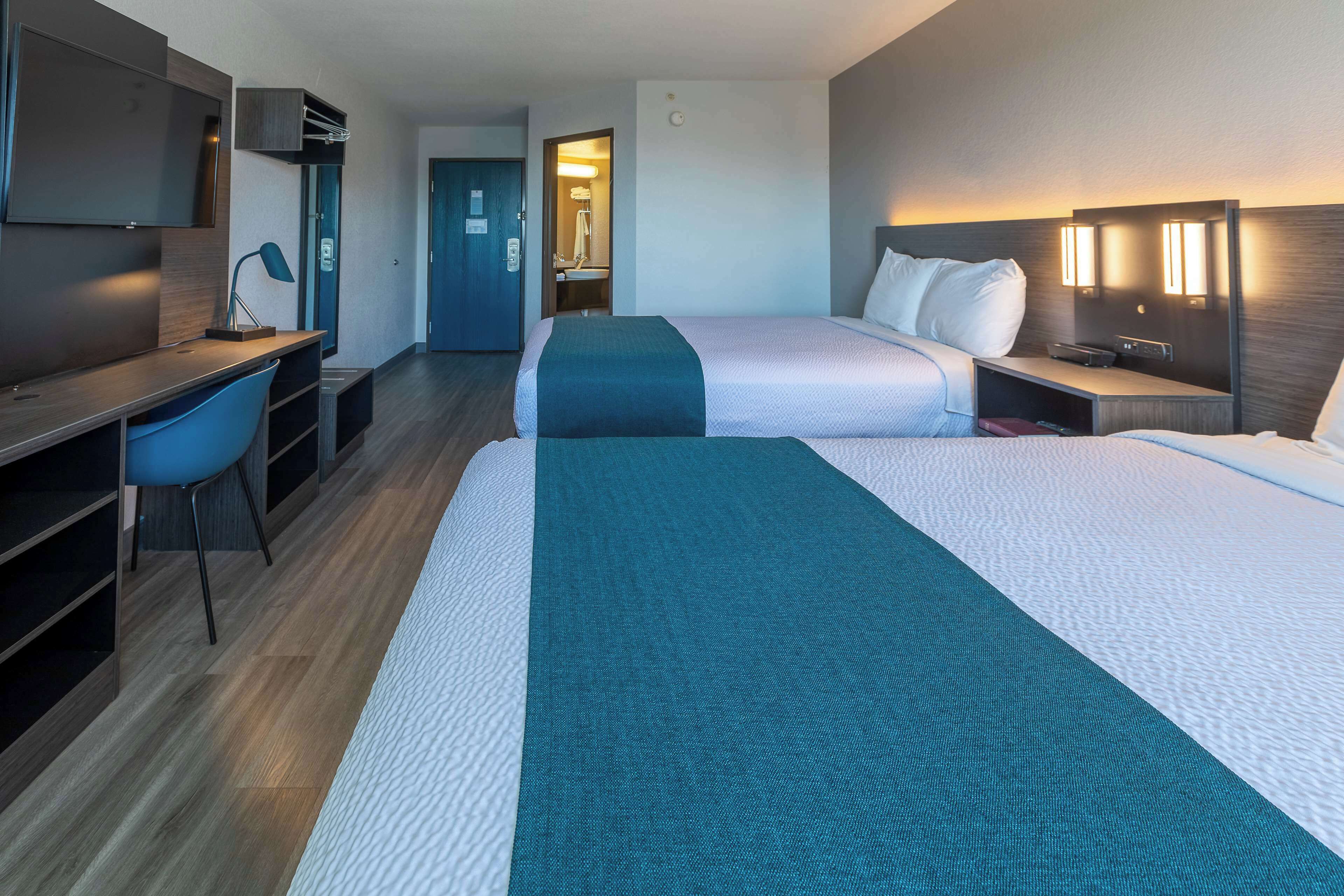 Verdunkelungsvorhänge, kostenloses WLAN, Bettwäsche, Rollstuhlgeeignet