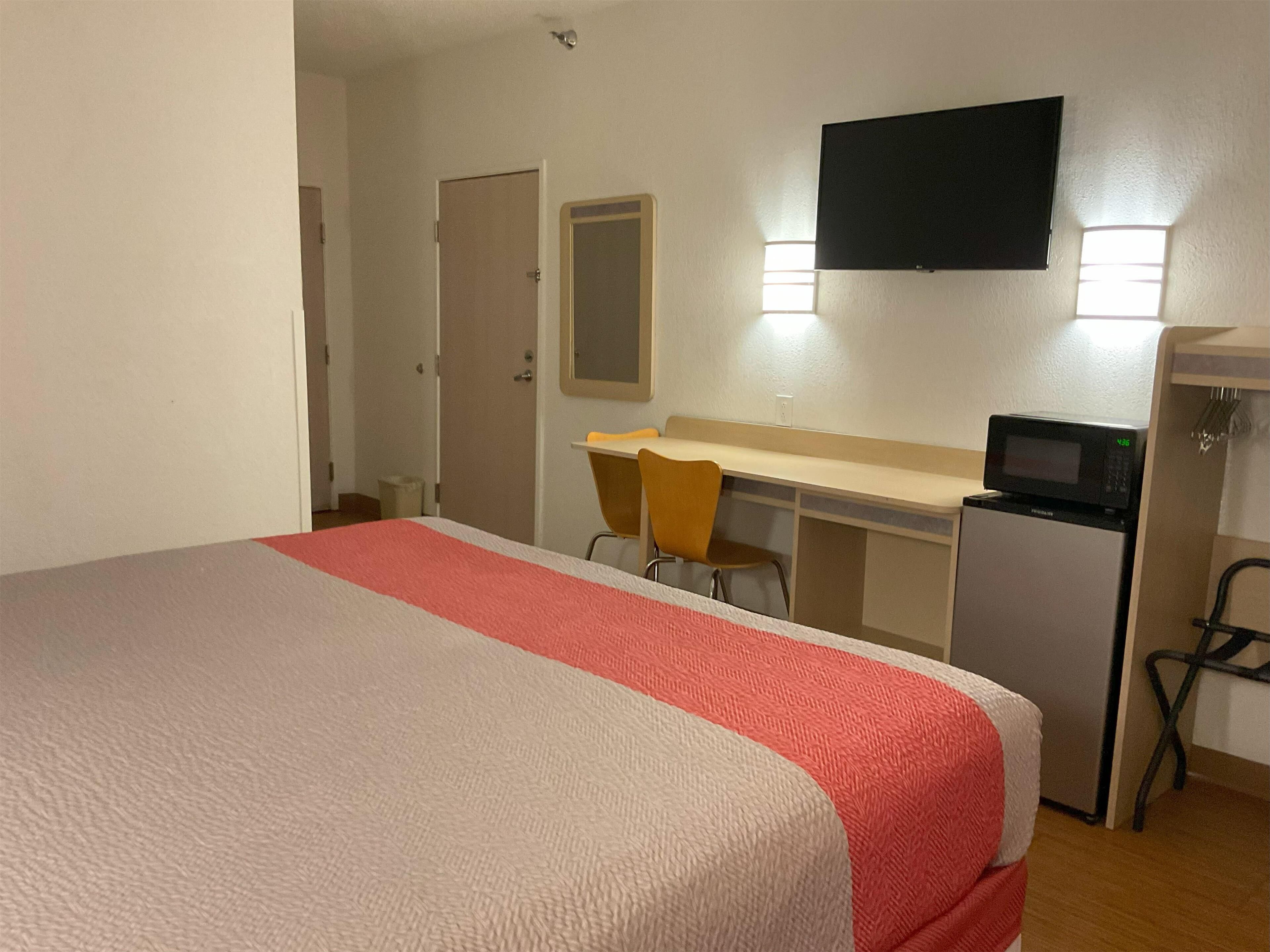 Accès au Wi-Fi (inclus), literie fournie