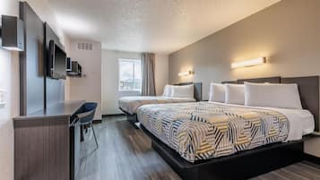 Meja kerja, setrika/meja setrika, Wi-Fi gratis, dan seprai linen