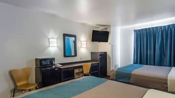 Quarto standard, 2 camas Queen, para não fumantes | Comodidades do quarto