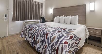 Red Roof Inn Fort Worth South