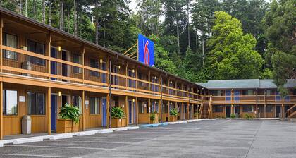 Motel 6 Gold Beach, OR