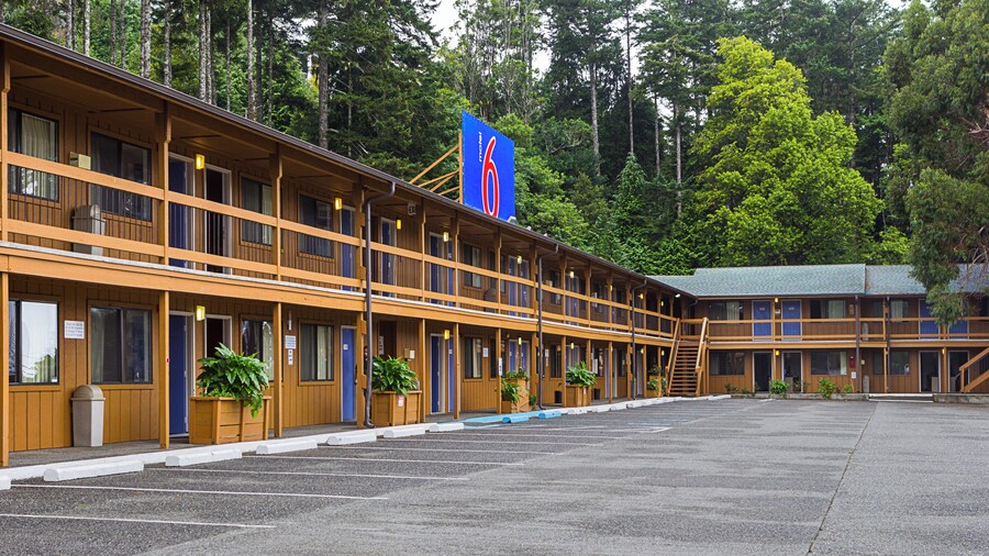 Motel 6 Gold Beach, OR