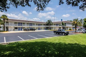 Exterior - Motel 6 Jacksonville, FL - Orange Park (Jacksonville)