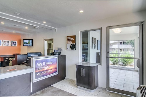 Motel 6 Jacksonville, FL - Orange Park