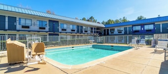 Xpress Inn & Extended Stays