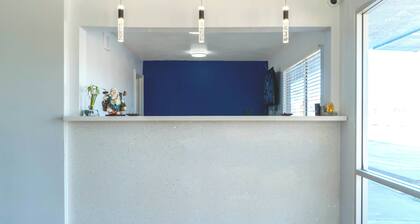 Xpress Inn & Extended Stays