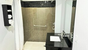 Standard Room, 1 King Bed, Accessible, Non Smoking | Bathroom