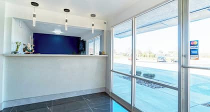 Xpress Inn & Extended Stays