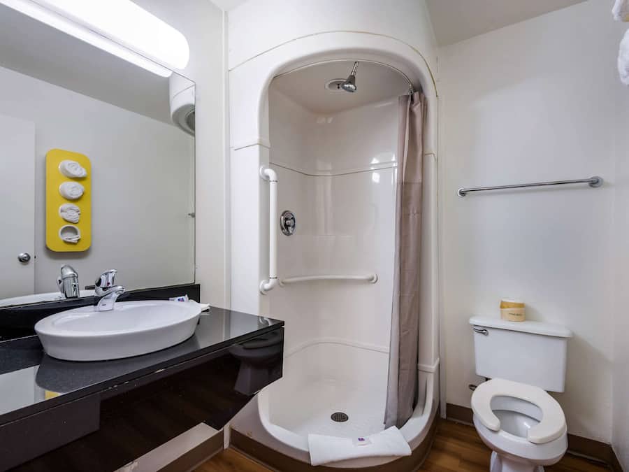 Baño para personas con discapacidad