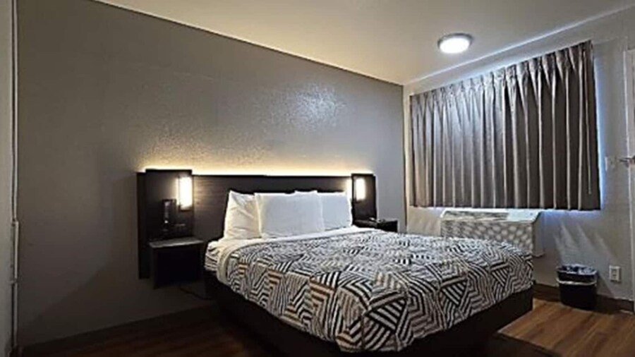 Motel 6 Slidell, LA - New Orleans