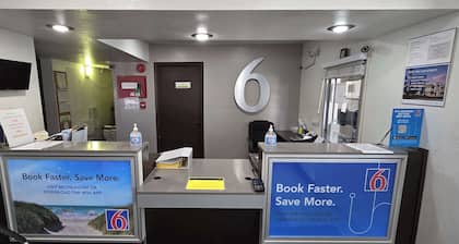 Motel 6 Slidell, LA - New Orleans