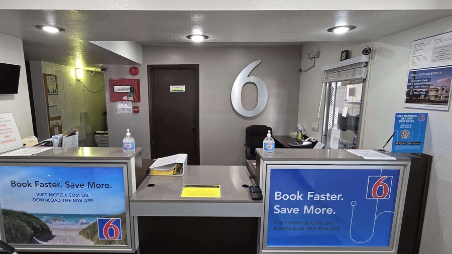 Motel 6 Slidell, LA - New Orleans