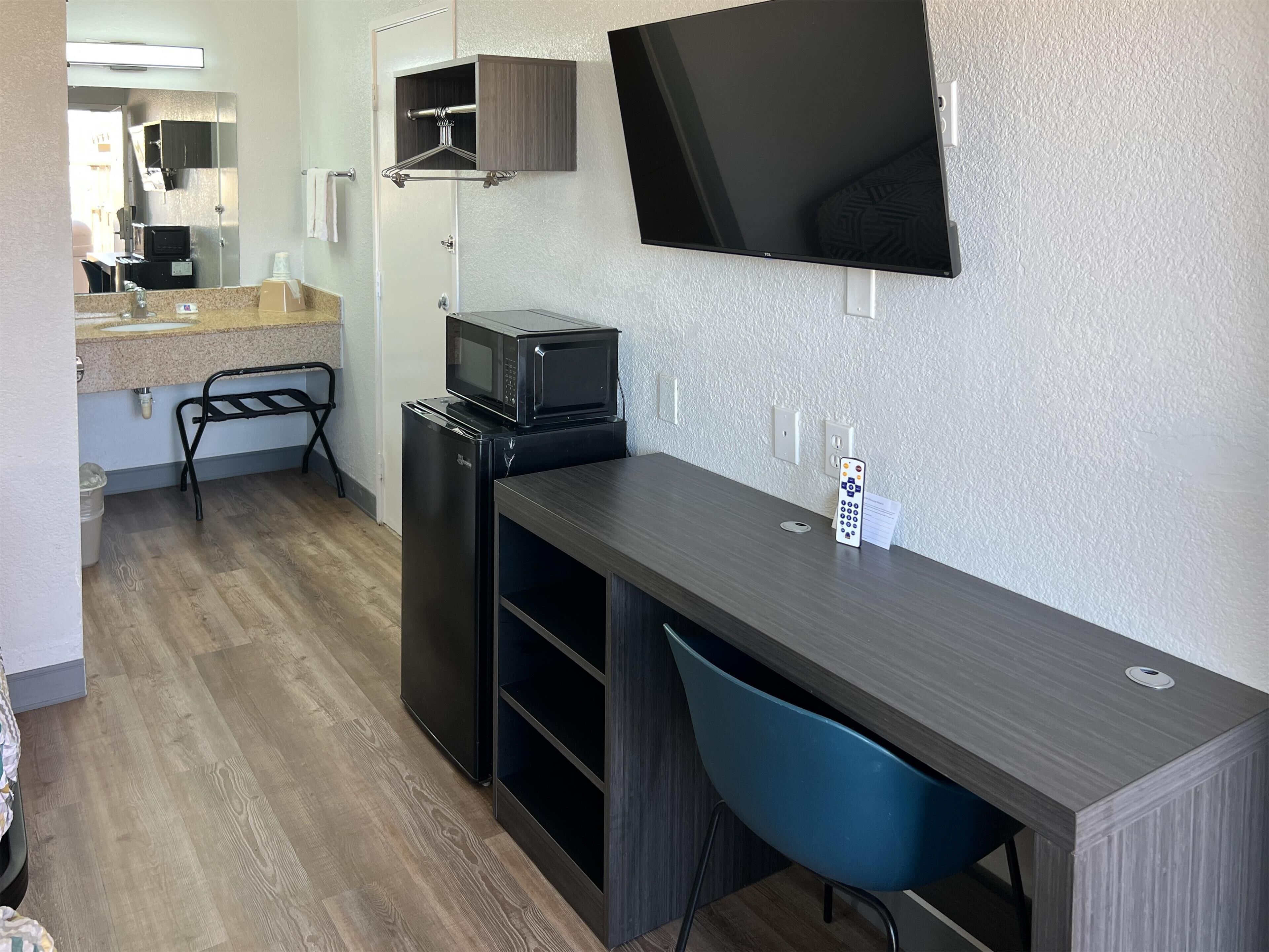 ستائر تعتيم وواي فاي مجانًا وملاءات أسرّة