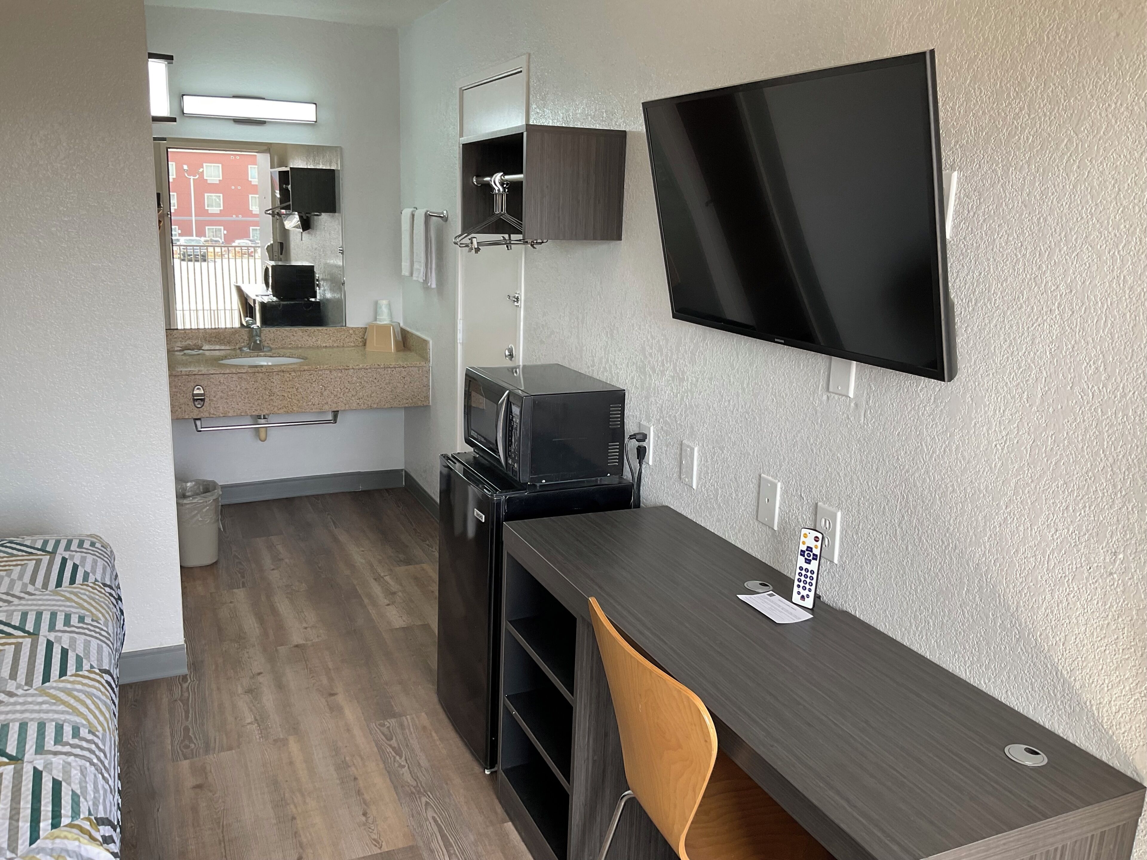 Blackout drapes, WiFi (free), bed sheets