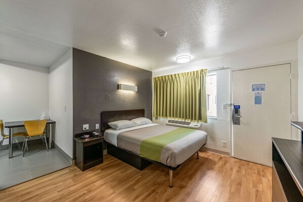 Wi-Fi gratuit, draps fournis