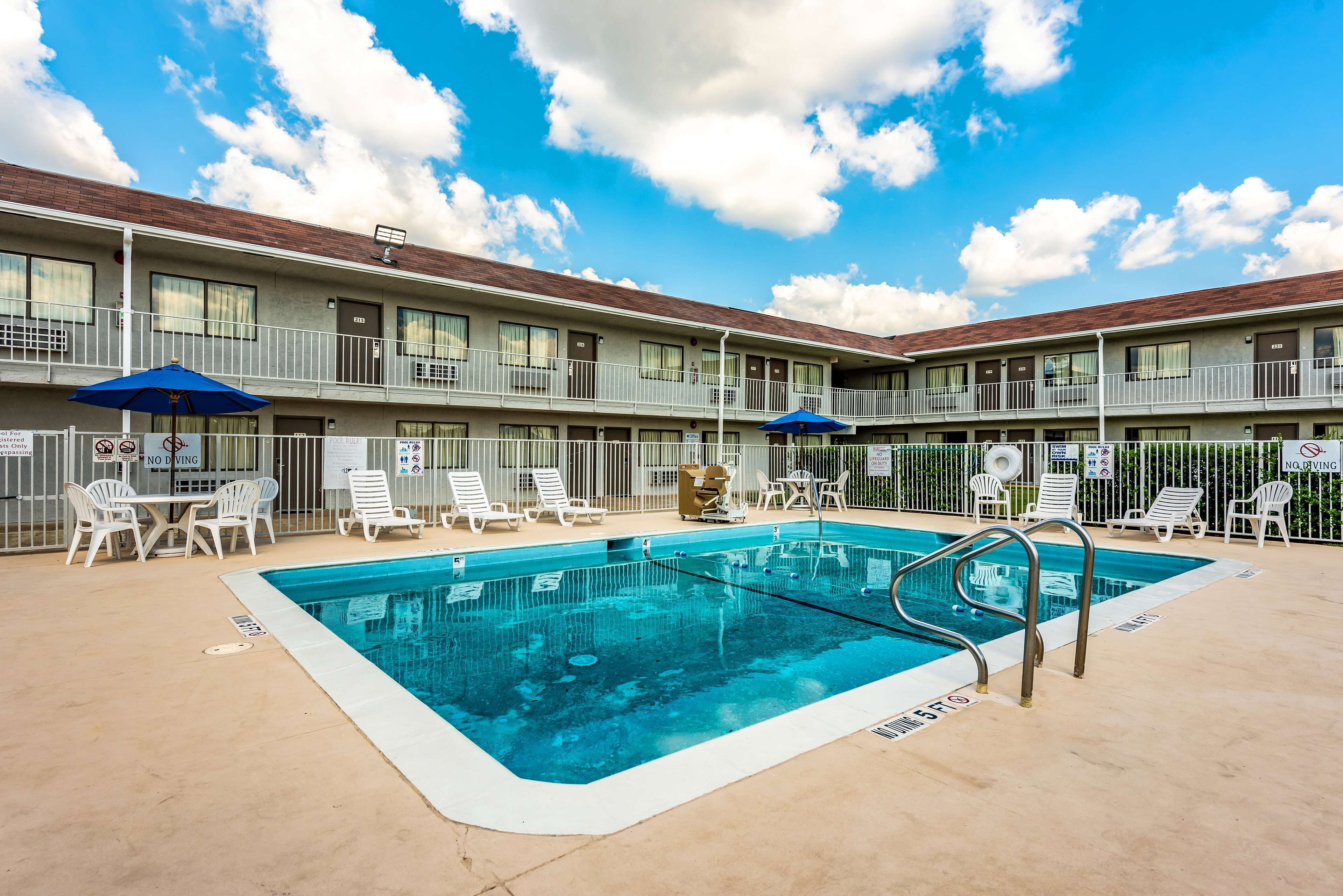 Alberca al aire libre 