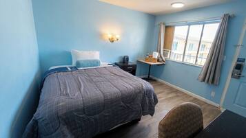 In-room safe, desk, WiFi (free), bed sheets