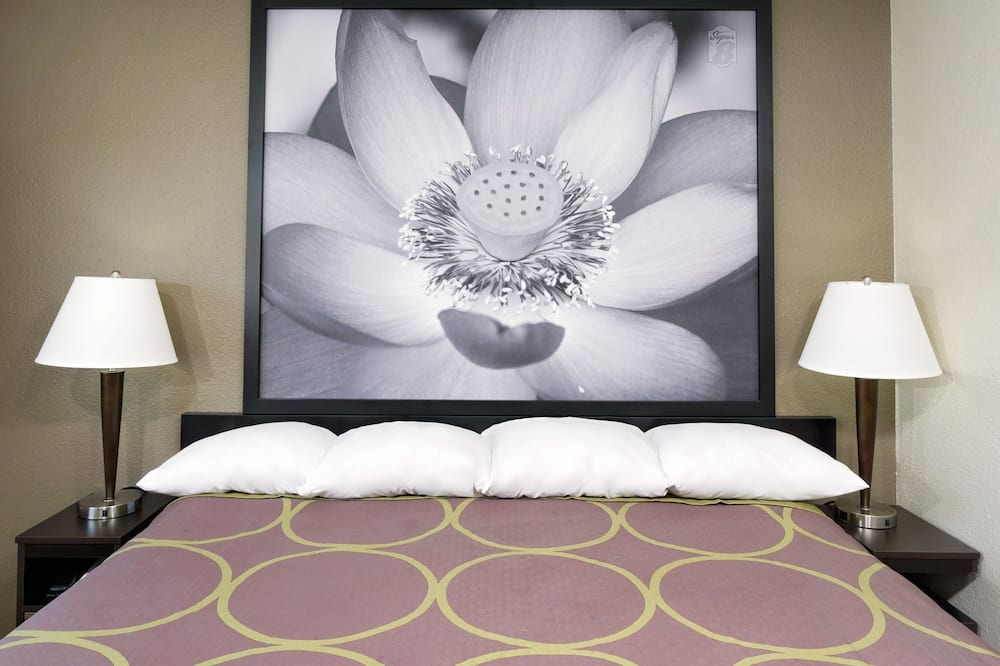 Super 8 by Wyndham Florence