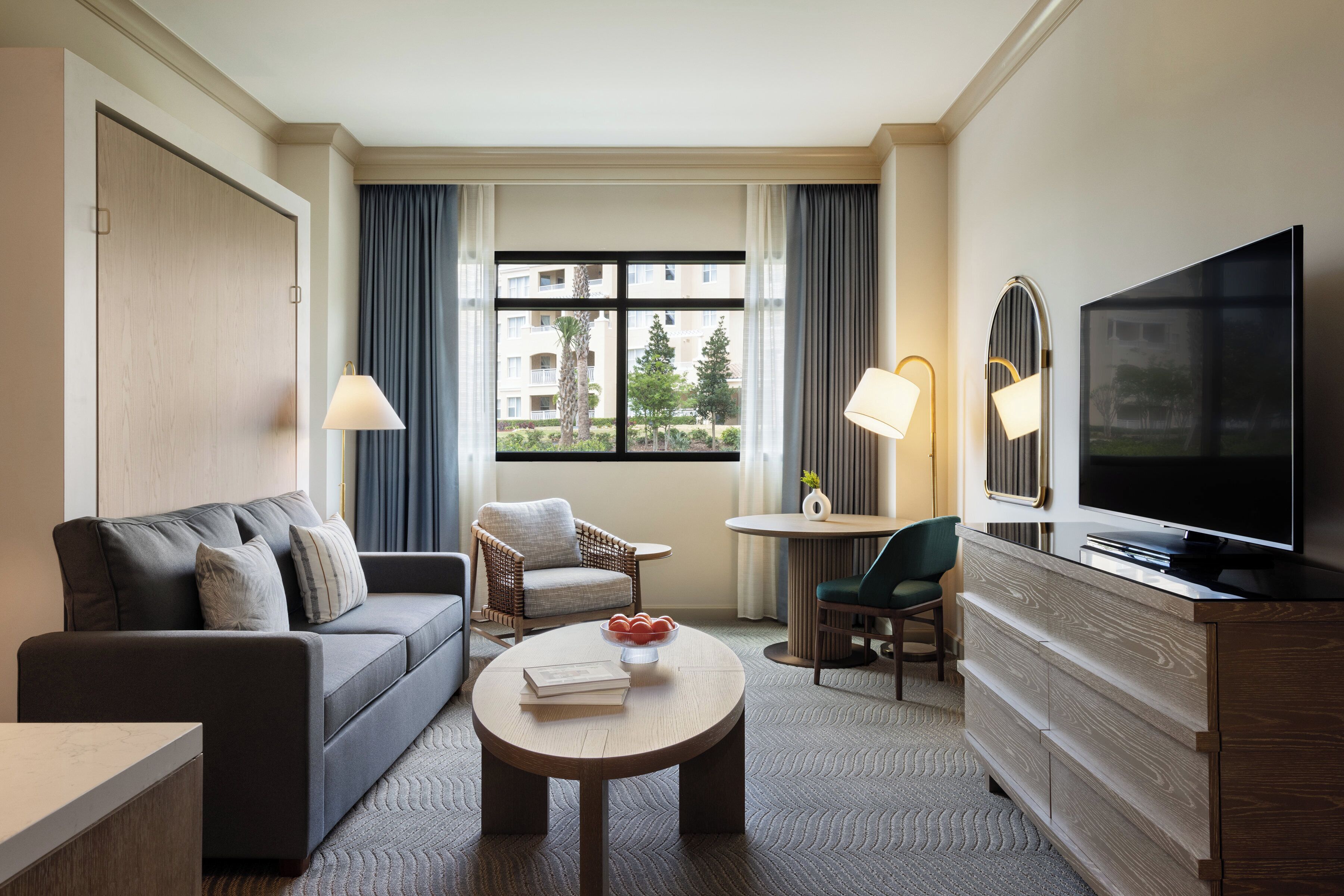 套房, 多張床 (Salon) | 高級寢具、羽絨被、客房內保險箱、書桌