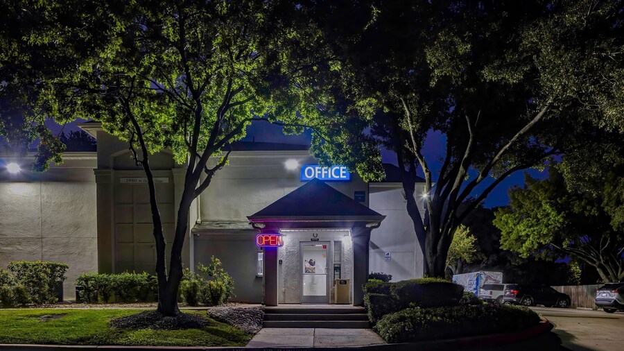 Studio 6 Arlington, TX - South - Dallas