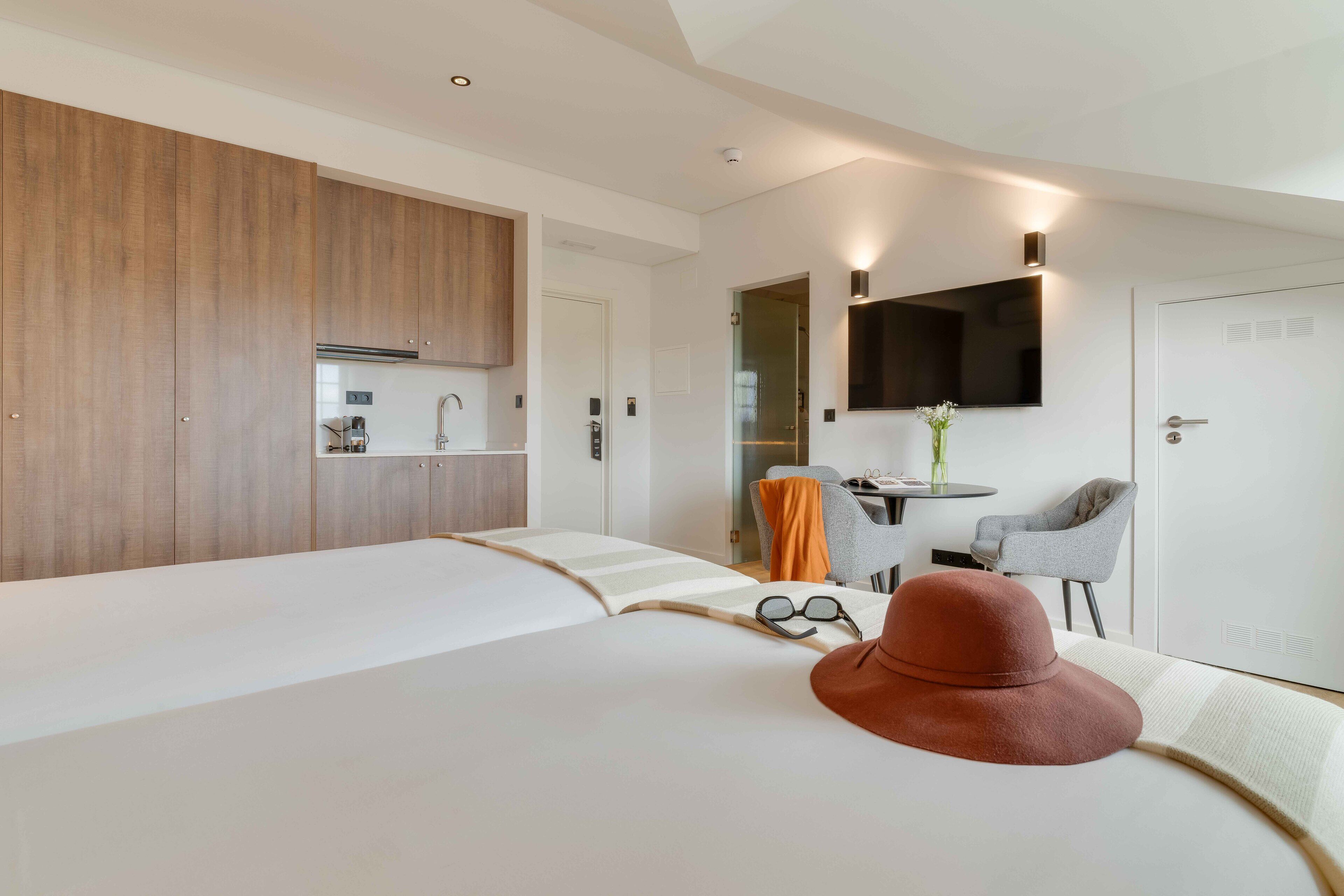 minibar, in-room safe, desk, blackout curtains