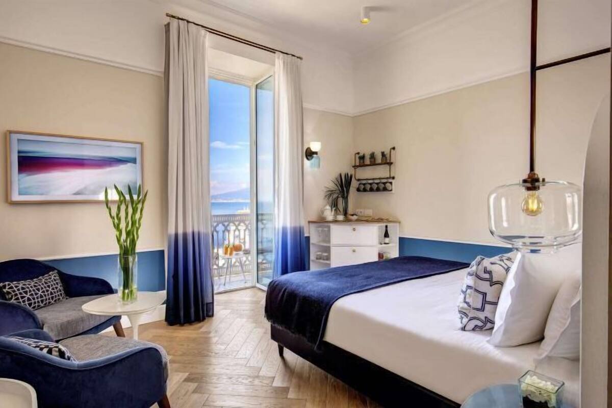 Ropa de cama de alta calidad, edredón y minibar