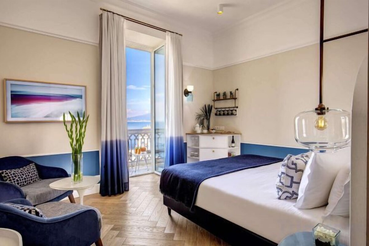 Deluxe Room Sea View with Balcony