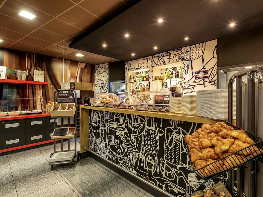 TĂ€gliches FrĂŒhstĂŒcksbuffet gegen GebĂŒhr