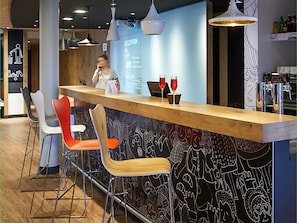 Bar (in der Unterkunft)