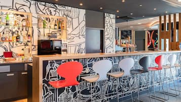 Bar (in der Unterkunft)