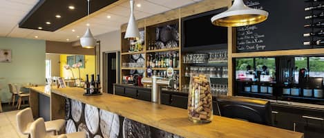 Bar (in der Unterkunft)