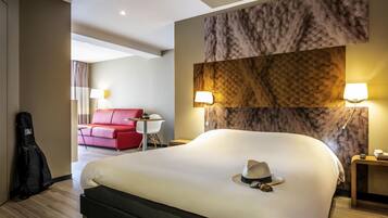 Desk, laptop workspace, blackout curtains, soundproofing