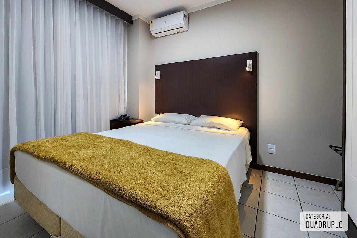 客房 | 迷你吧、客房内保险箱、办公桌、遮光窗帘