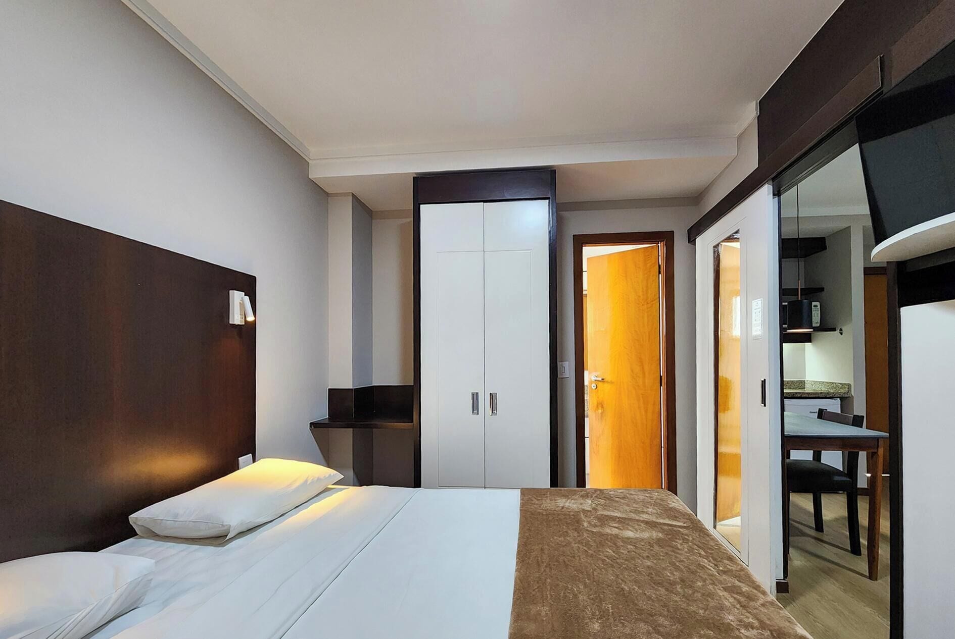 Double Room | Minibar, in-room safe, desk, blackout drapes