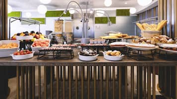 Daily buffet breakfast for a fee