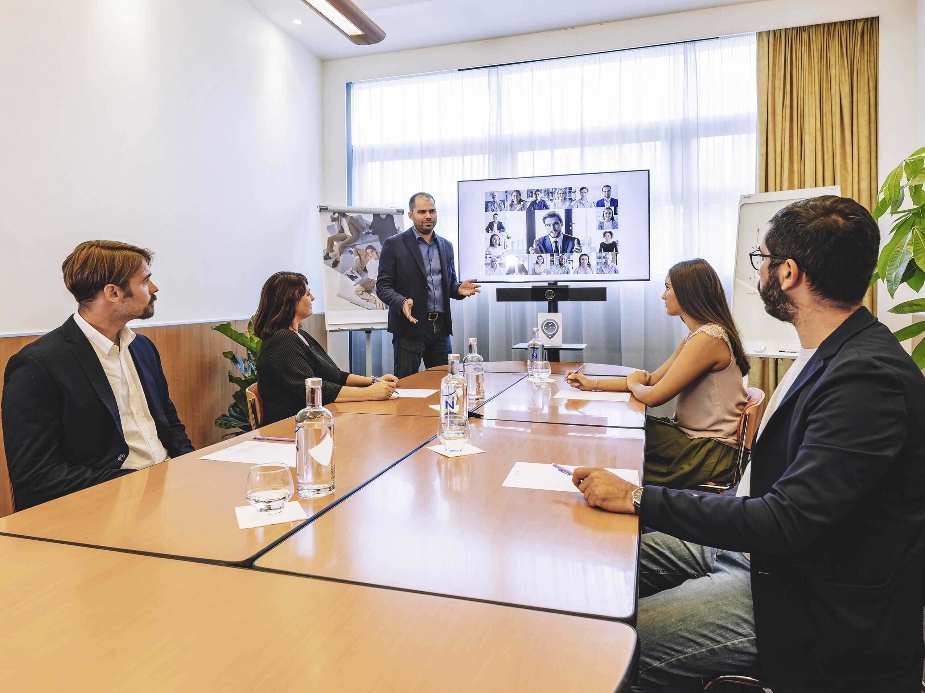 Meeting facility
